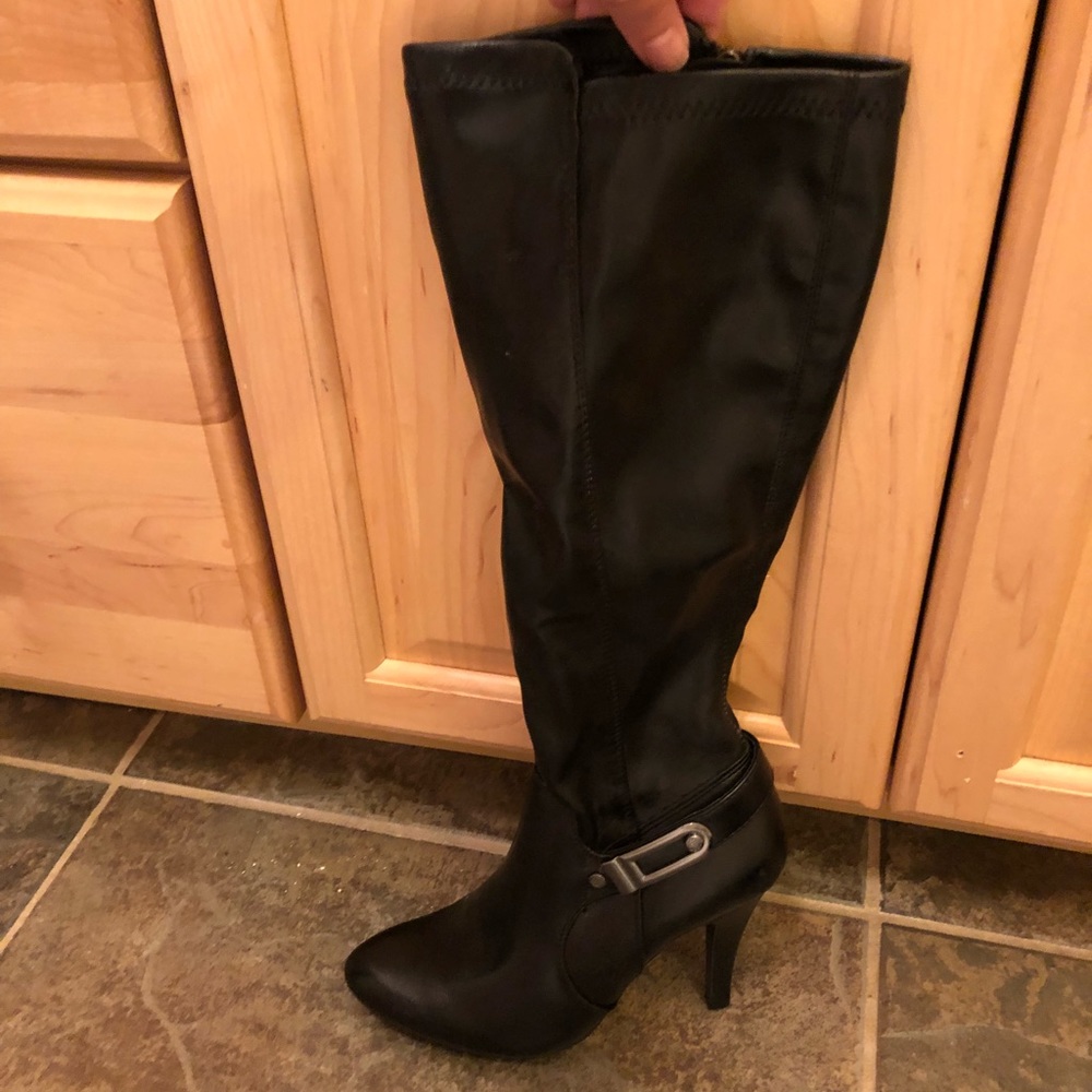 Black knee high boots